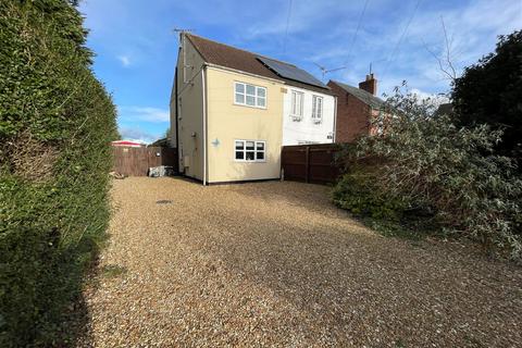 2 bedroom semi-detached house for sale, Station Road, Wisbech St Mary, Wisbech