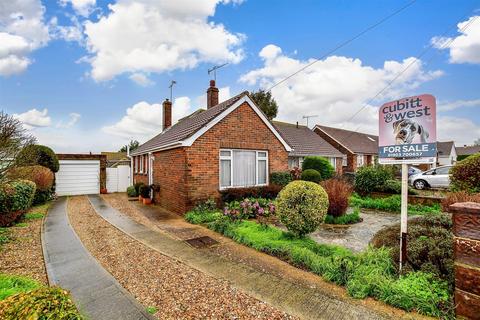 2 bedroom chalet for sale, Osborne Close, Sompting, Lancing, West Sussex