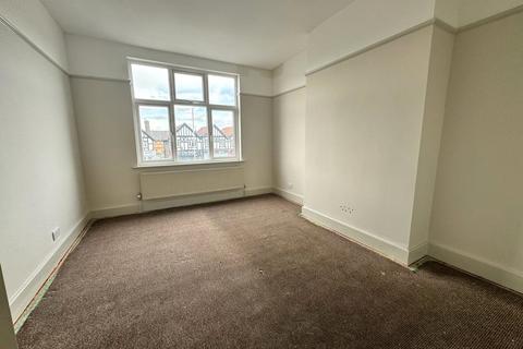 3 bedroom apartment to rent, Long Lane,, Hillingdon,, Greater London, UB10