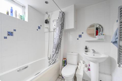 2 bedroom maisonette for sale, Burr Close, Wapping, London, E1W