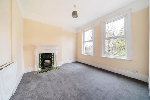 2 bedroom apartment for sale - Culverley Road, London