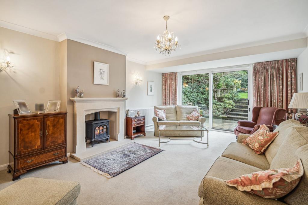 St Huberts Close, Gerrards Cross, Buckinghamshire 5 bed detached house