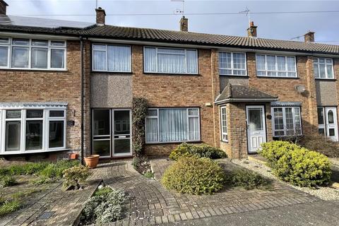 8 The Tyrells, Corringham, Stanford-le-hope, SS17 7QU