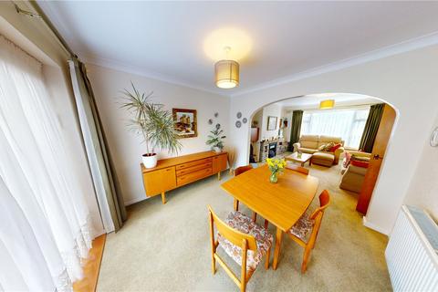 8 The Tyrells, Corringham, Stanford-le-hope, SS17 7QU