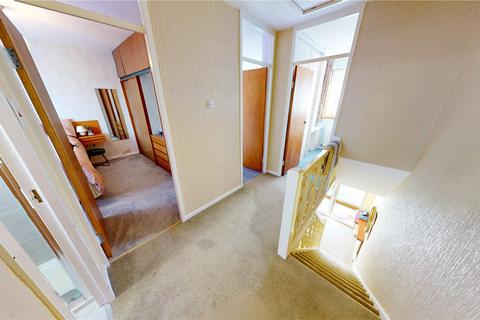 8 The Tyrells, Corringham, Stanford-le-hope, SS17 7QU