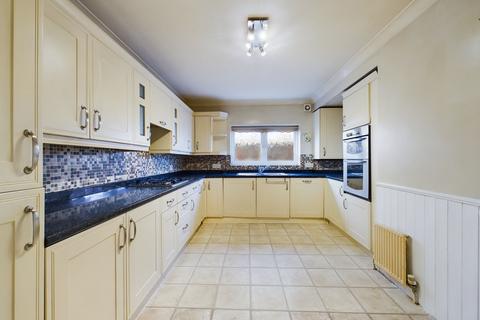 2 bedroom ground floor flat for sale, Roe Lane, Southport PR9