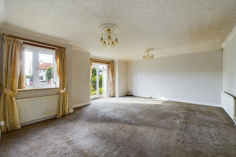 2 bedroom ground floor flat for sale, Roe Lane, Southport PR9