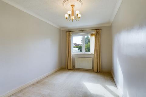 2 bedroom ground floor flat for sale, Roe Lane, Southport PR9