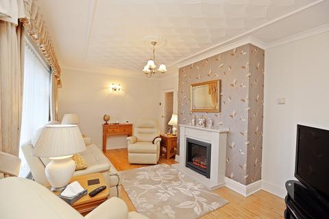 10 Cheriton Grove, Tonteg, Pontypridd, CF38 1PF