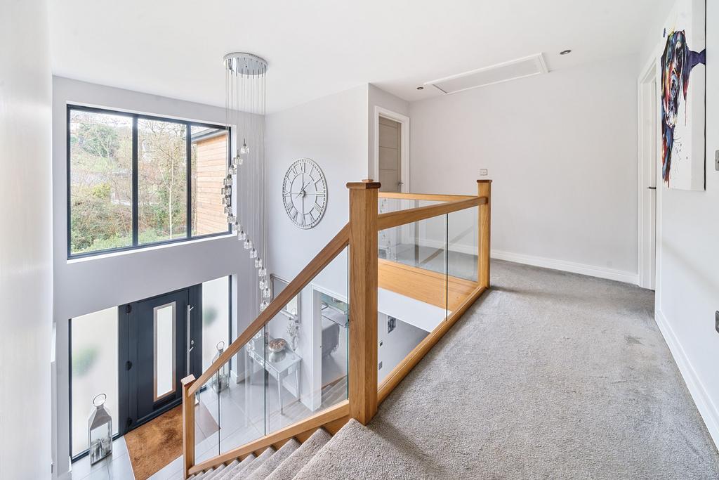 bridge, Exeter EX2 4 bed detached house £1,000,000