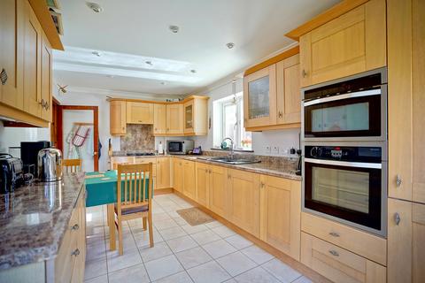 3 bedroom detached bungalow for sale, Graveley Road, Offord D'arcy, Huntingdon, PE19