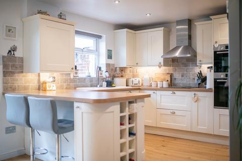 16 Bellfield Close, Brightlingsea, Colchester, CO7 0NU