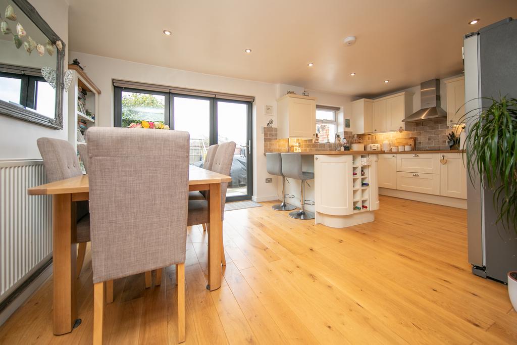 Kitchen/ Diner