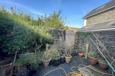 111 Heol Maengwyn, Machynlleth, SY20 8EF