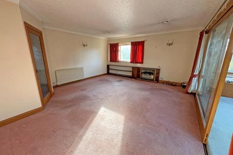 2 bedroom detached bungalow for sale, Southland Road, South Knighton, Leicester