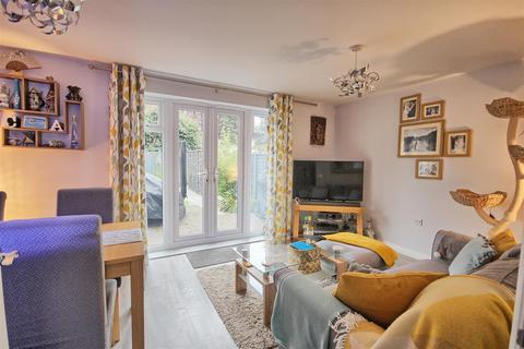 3 bedroom terraced house for sale, Plaxton Way, Ware SG12