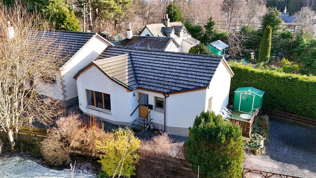 Post Office Cottages, Dulnain Bridge 2 bed detached bungalow for sale £190,000