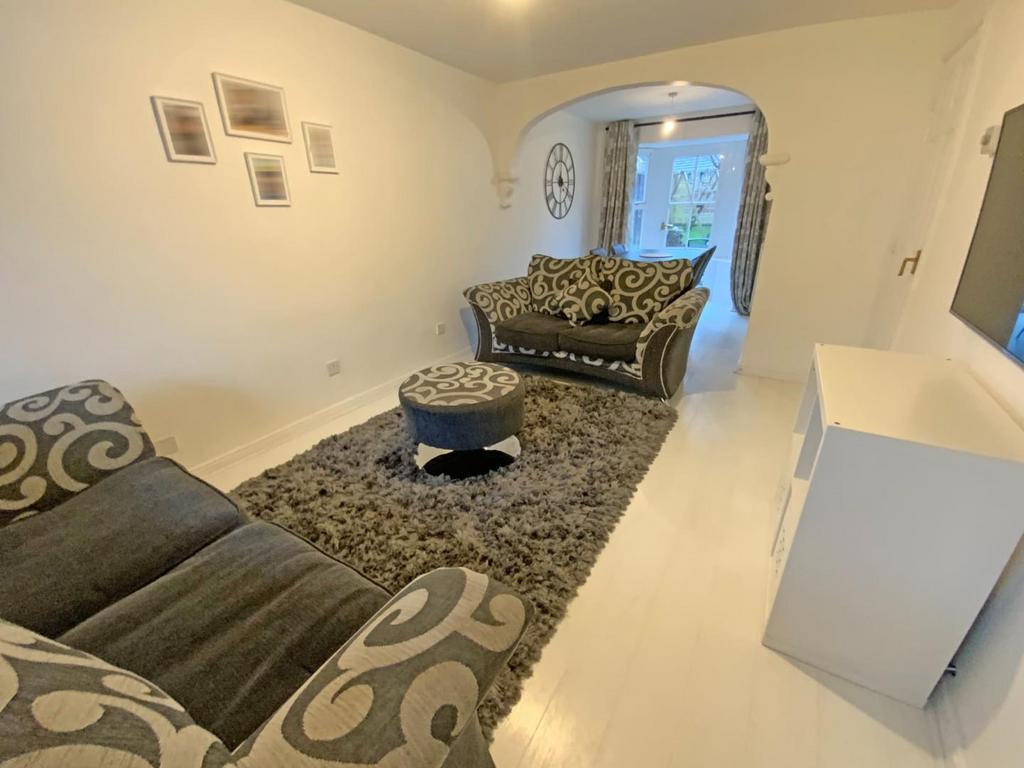 Hartopp Close, Bushby, Leicestershire 3 bed detached house for sale £