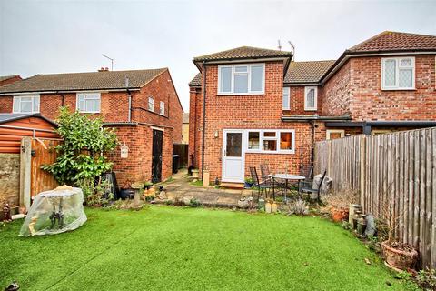 3 bedroom semi-detached house for sale, Tower Road, Ware SG12