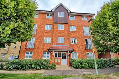3 bedroom apartment for sale, Coopers court, Ware SG12