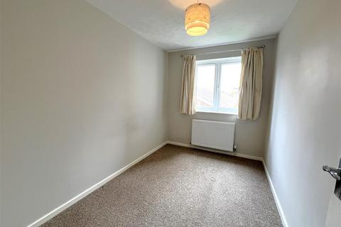 2 bedroom flat for sale, Fox Hollow Drive, Bexleyheath DA7