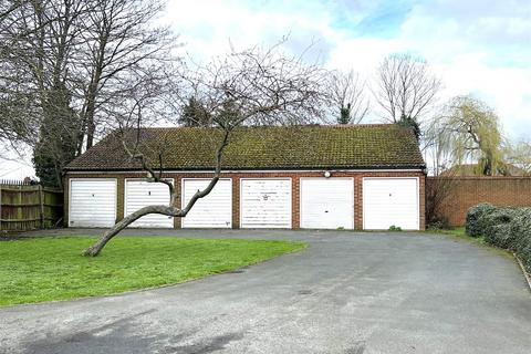 114 Fox Hollow Drive, Bexleyheath, DA7 4UR