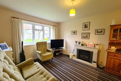 1 bedroom flat for sale, Nutfield Close, Carshalton