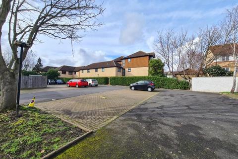 21 Nutfield Close, Carshalton, SM5 2RQ