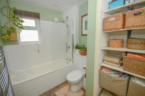Apple Tree Cottage, 324 Stapleton Road, Bristol, BS5 0NN