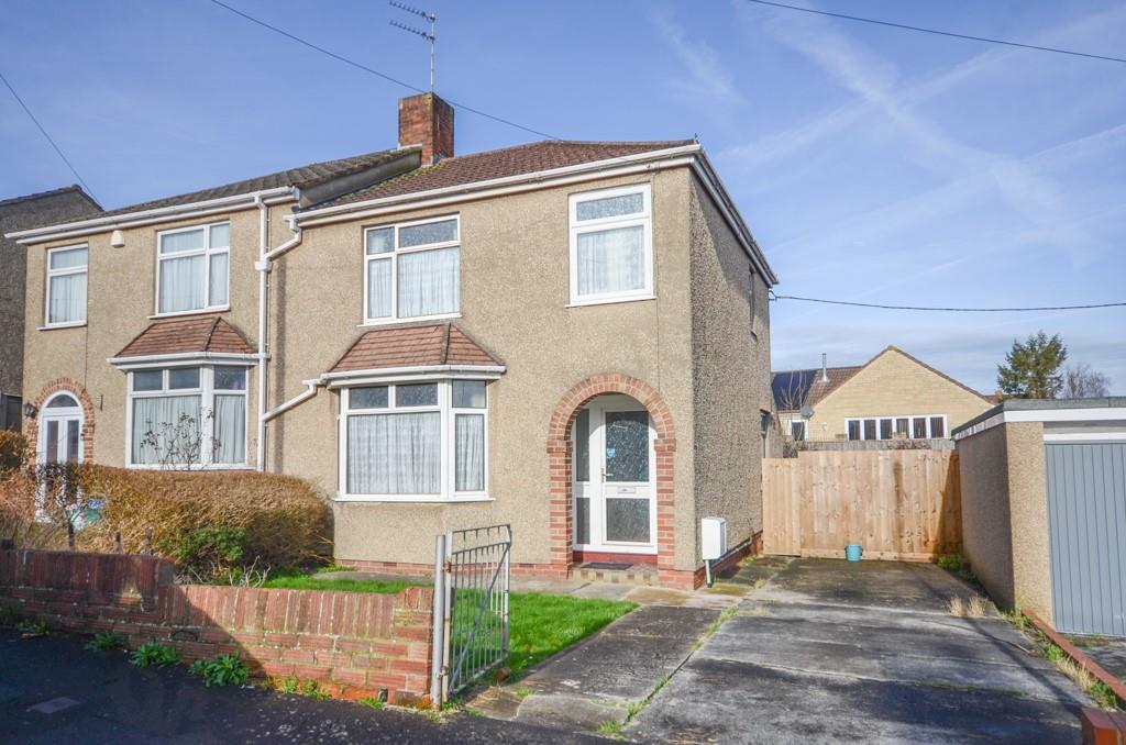 Yew Tree Drive, Kingswood, Bristol... 3 bed house £315,000