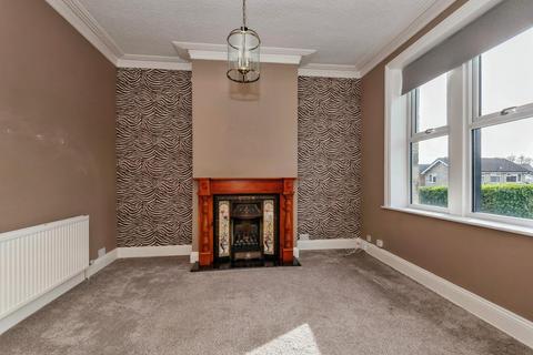 2 bedroom terraced house for sale, Hough Side Road, Pudsey