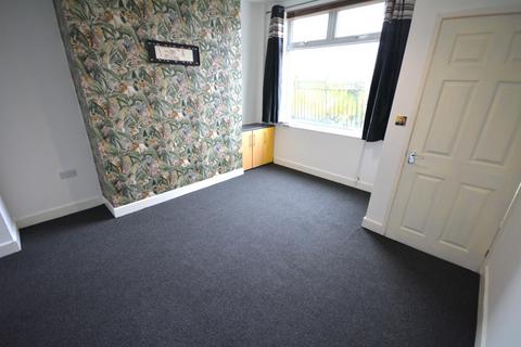 2 bedroom house to rent, South View, Coundon, Bishop Auckland