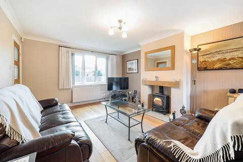 8 Bishopdale Drive, Collingham, Wetherby, LS22 5LP