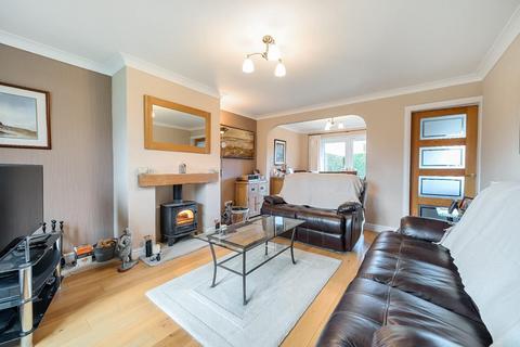8 Bishopdale Drive, Collingham, Wetherby, LS22 5LP