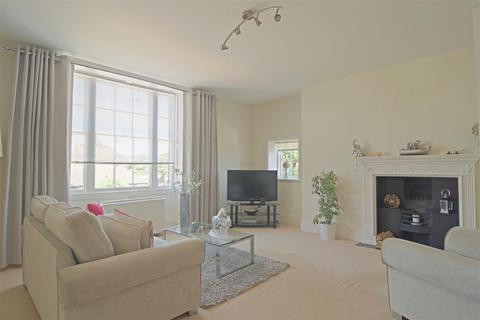1 bedroom apartment to rent, Burford Street, Hoddesdon EN11