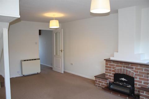 2 bedroom terraced house to rent, 8 Ashton Place