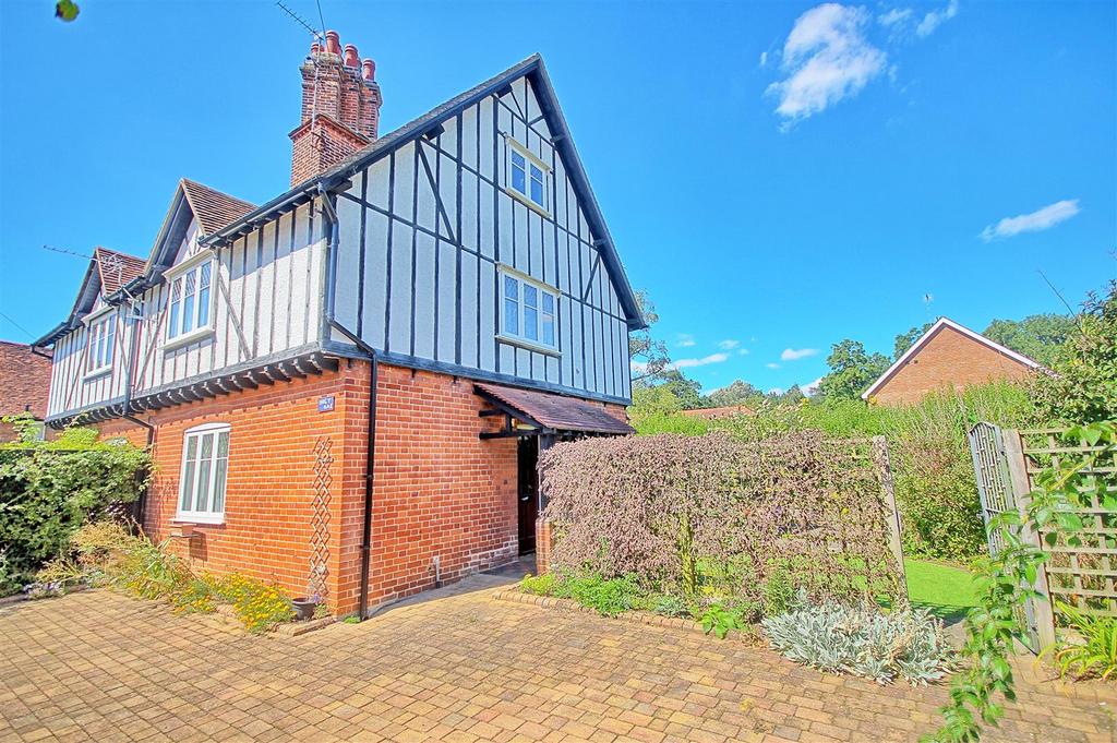 Kettle Green Lane, Much Hadham SG10 2 bed semidetached house for sale