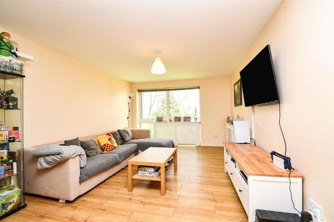 2 bedroom apartment for sale, Fortis Green, London N2