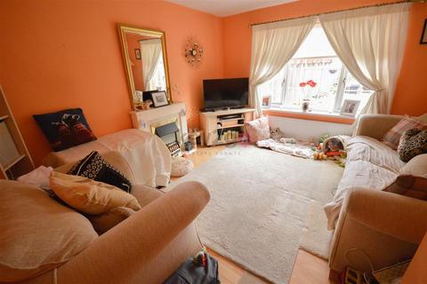 3 bedroom end of terrace house for sale - Norgreave Way, Halfway, Sheffield, S20