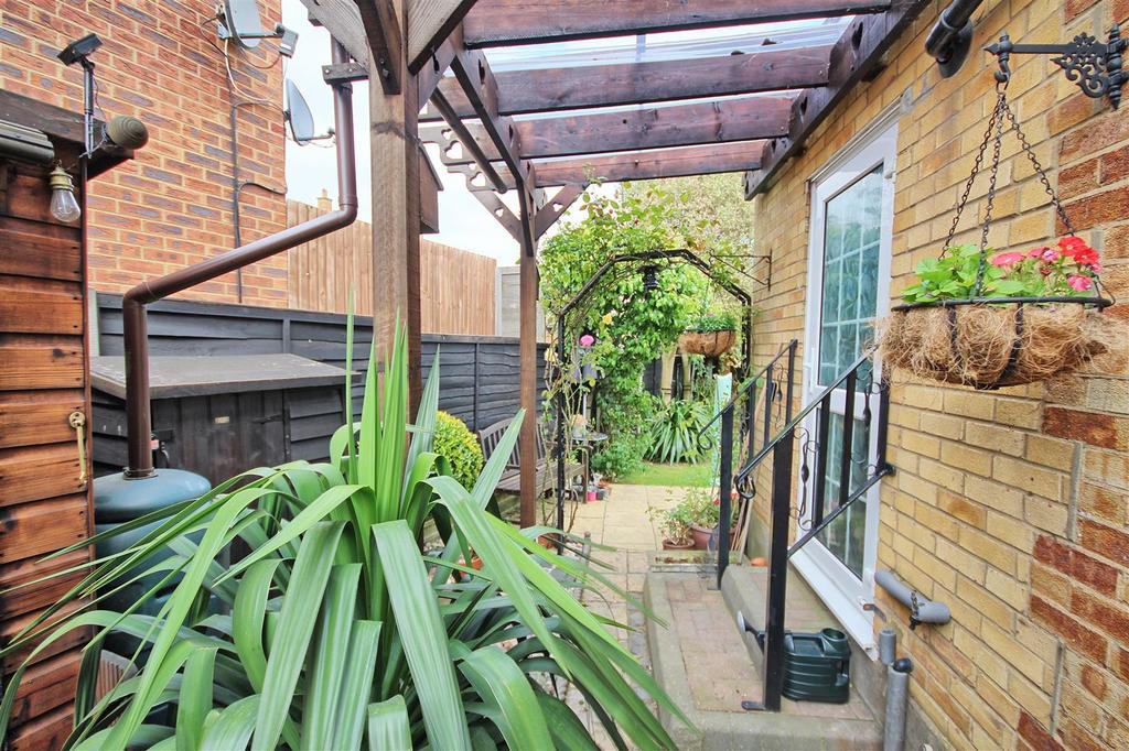 Side garden