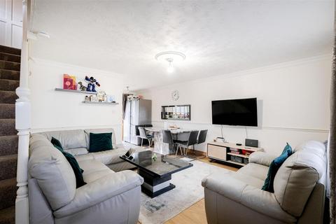 46 Godwin Close, London, E4 7RQ