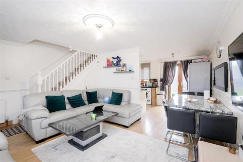 46 Godwin Close, London, E4 7RQ