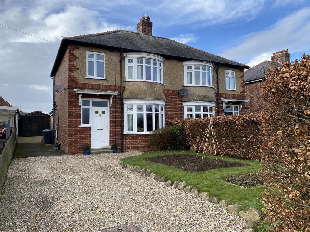 Masham Road, Bedale 3 bed semidetached house for sale £275,000