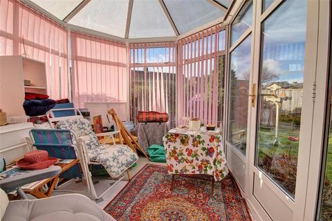 2 bedroom bungalow for sale - Westcott Drive, Framwellgate Moor, Durham, DH1