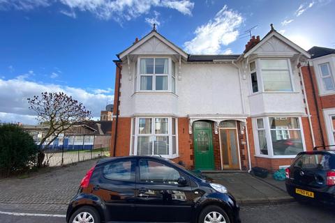 152 Ashburnham Road, Northampton, NN1 4RB
