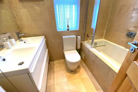 152 Ashburnham Road, Northampton, NN1 4RB