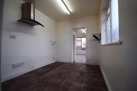 Property to rent, Bloxwich Road, Walsall