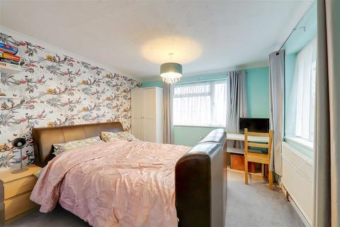 5 bedroom semi-detached bungalow for sale - Osborne Close, Lancing BN15