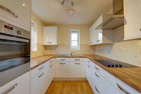 1 bedroom retirement property for sale, Cambridge Lodge, Southey Road, Worthing BN11