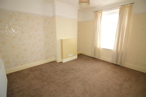 112 Callington Road, Saltash, PL12 6EA